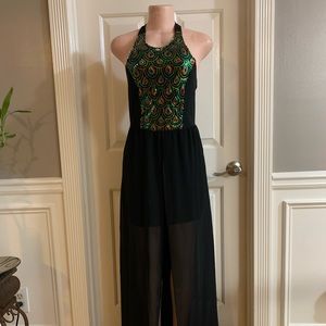 Women’s junior halter black dress size (M)